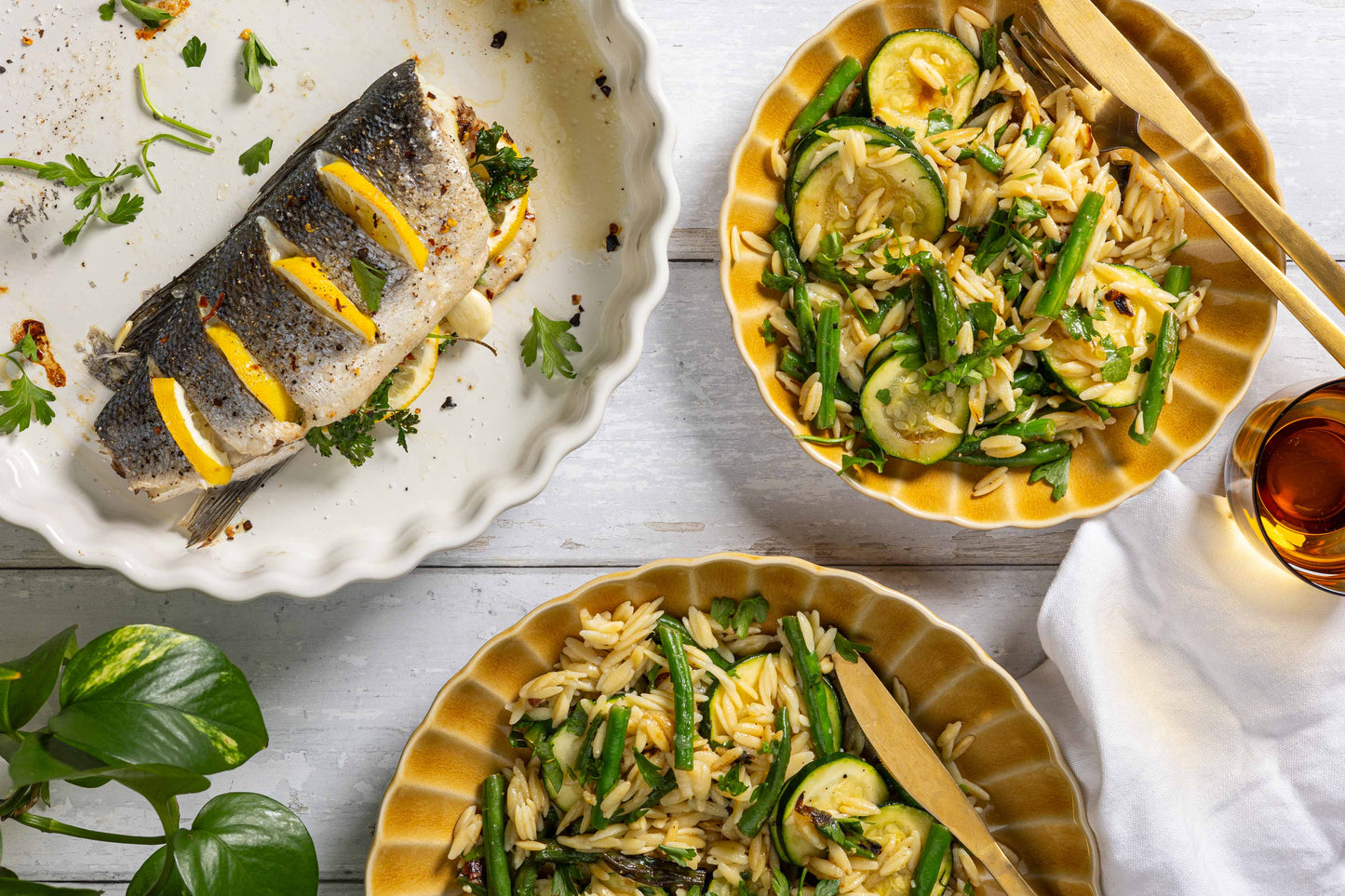 Beekridder met citroenorzo en courgette