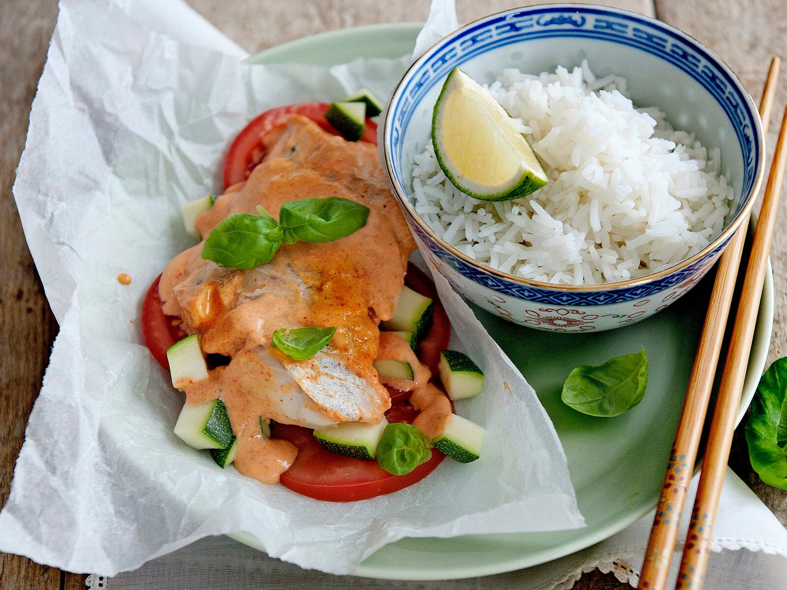 Thais schelvispakketje met basilicum
